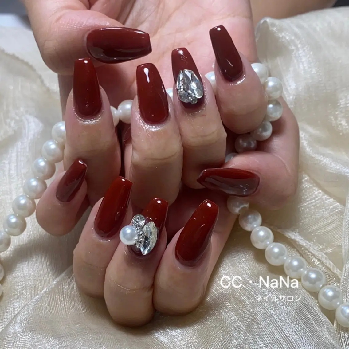 ネイル チークネイル フラッシュネイル ハート キラキラネイル 韓国ネイル ハンドネイル 💎CC・NaNa 韓国風ネイル🌙Cのネイルデザイン
