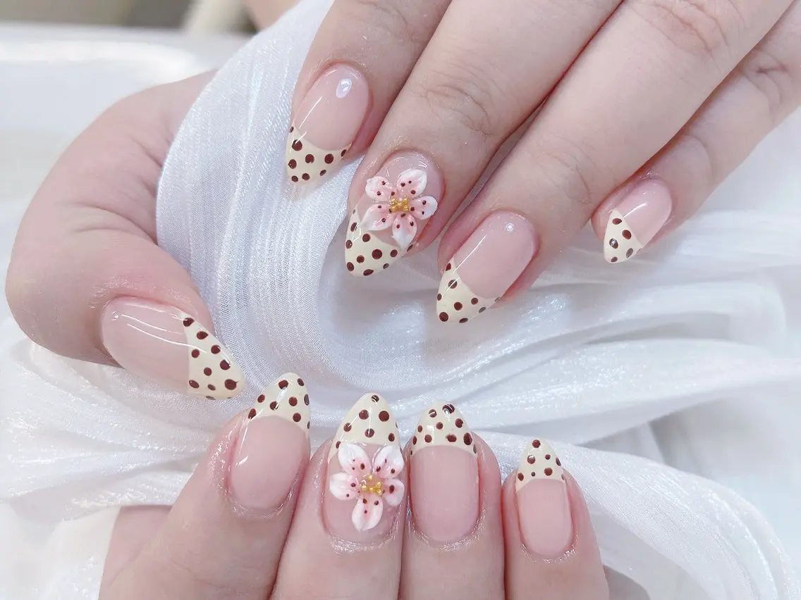 ネイル チークネイル 成人式 フレンチネイル グラデーション 氷ネイル・うるうるネイル ハンドネイル DUO   MI nail salonのネイルデザイン
