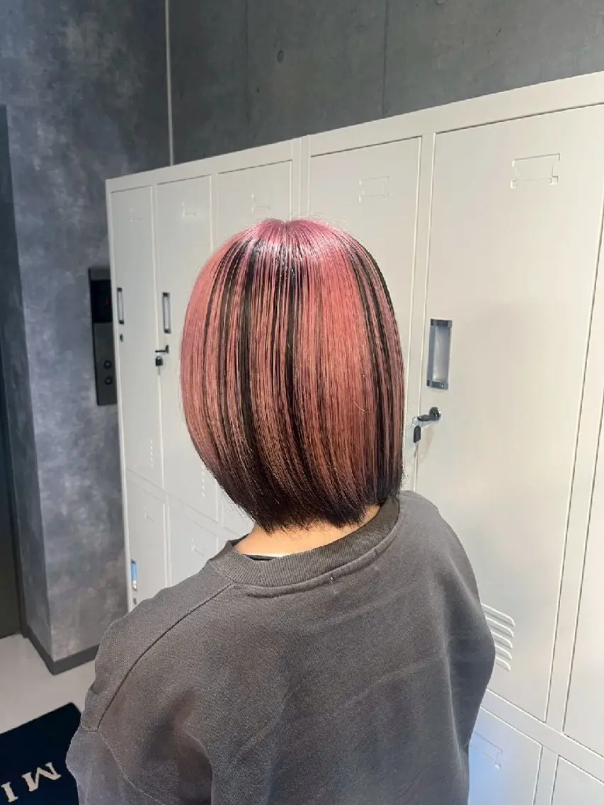 カラー ミディアム 地雷系🎀ハイトーン 💙荒川結星のヘアスタイル