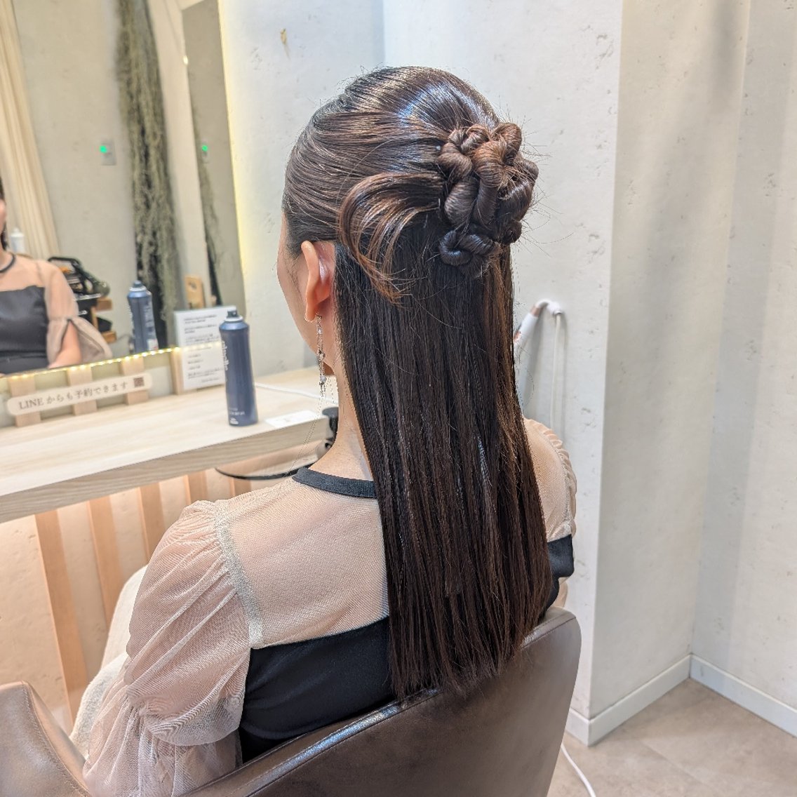 セミロング ヘアセット koto💭 コトのヘアスタイル
