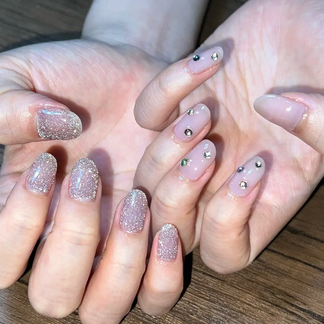 ネイル HENRIETTA NAILSALONのネイルデザイン