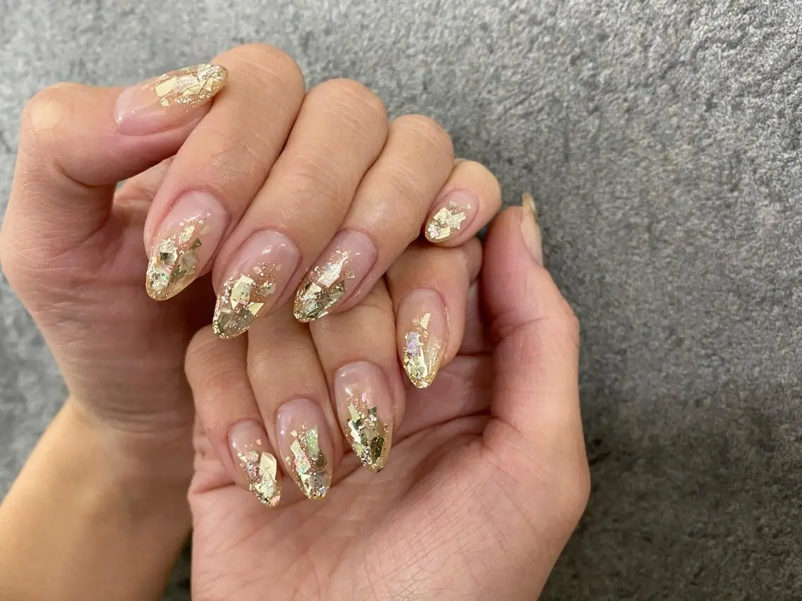 ネイル SHIORI 📍渋谷 / 円山町のネイルデザイン