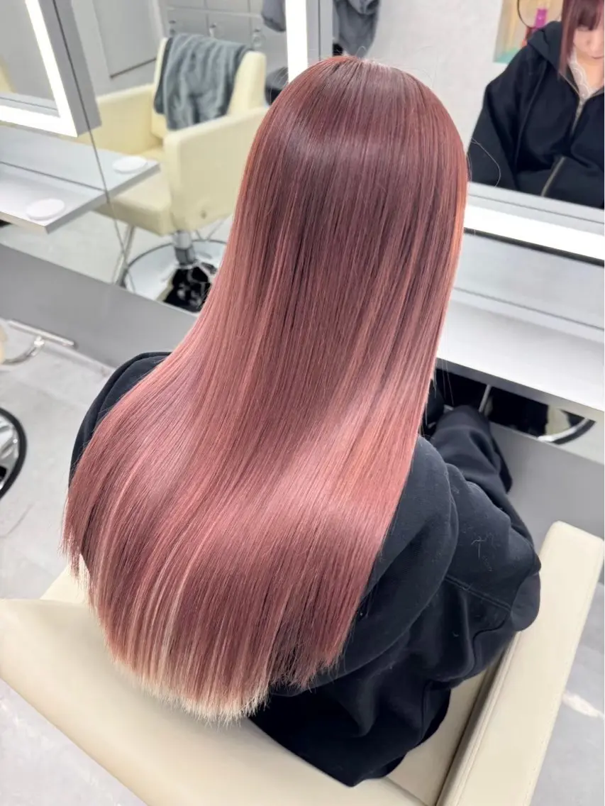 カラー tace新宿 あおいのヘアスタイル