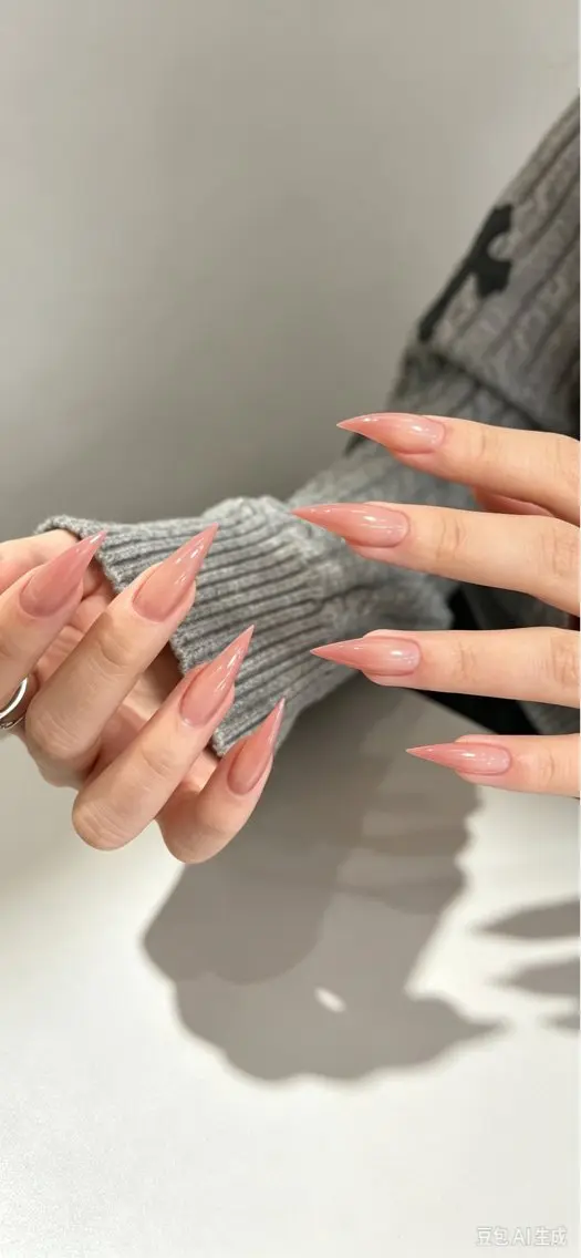 メンズ ネイル メンズ韓国風 ハロウィン クリスマス べっ甲ネイル ボルドー ハンドネイル ハンドケア NEW NAIL 池袋🔥🧲のネイルデザイン
