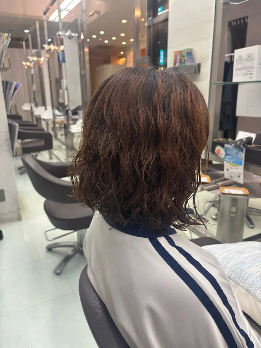 ショート ボブ パーマ WiLL 梶岡日菜のヘアスタイル