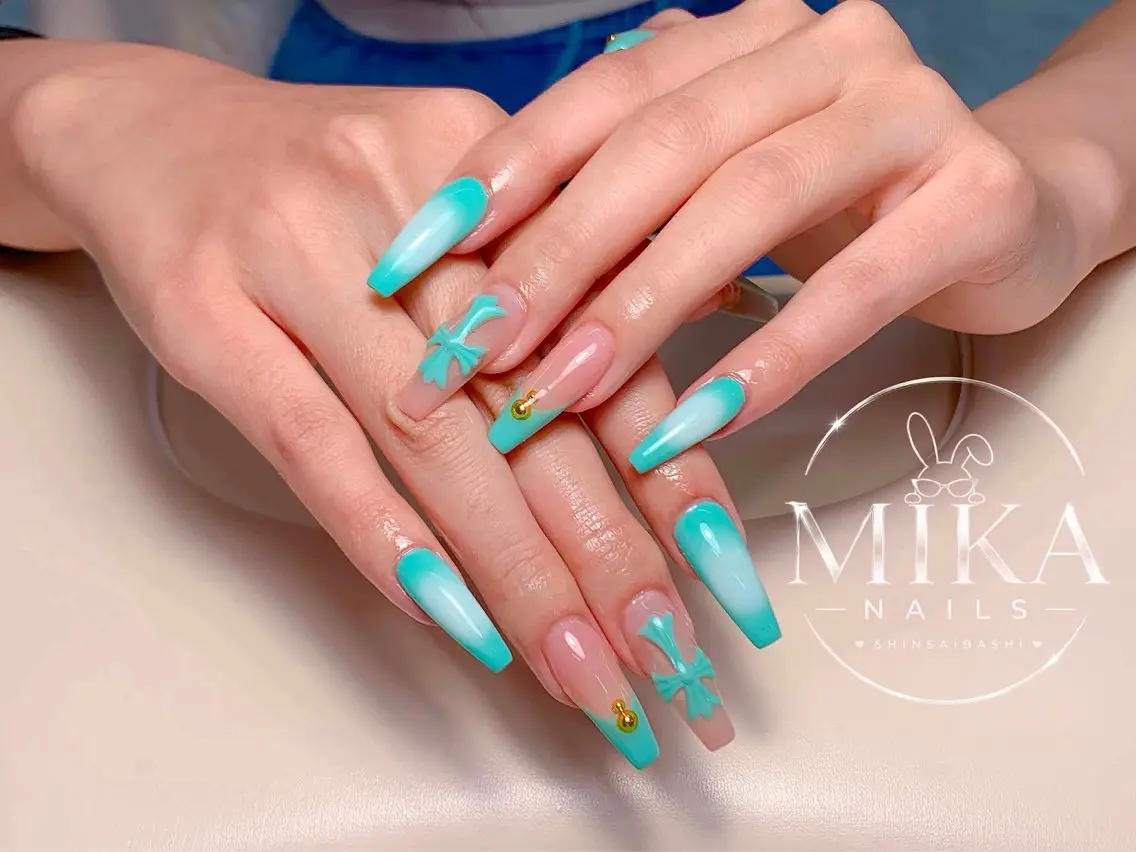 ネイル アートネイル チークネイル ドット フットネイル フレンチネイル ハンドネイル 🌷Luna Mika🌷のネイルデザイン