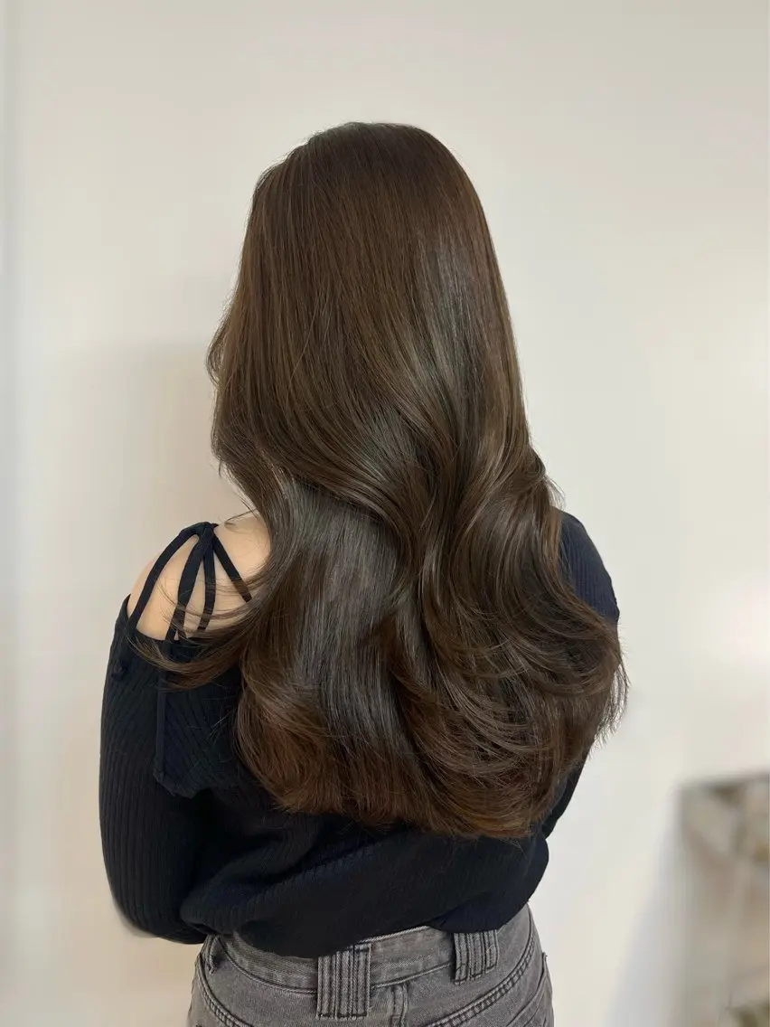 カラー ヘアアレンジ ベージュカラー 透明感カラー オリーブベージュ カット ヘアカラー 似合わせ顔まわり カット💛森尾真由美のヘアスタイル