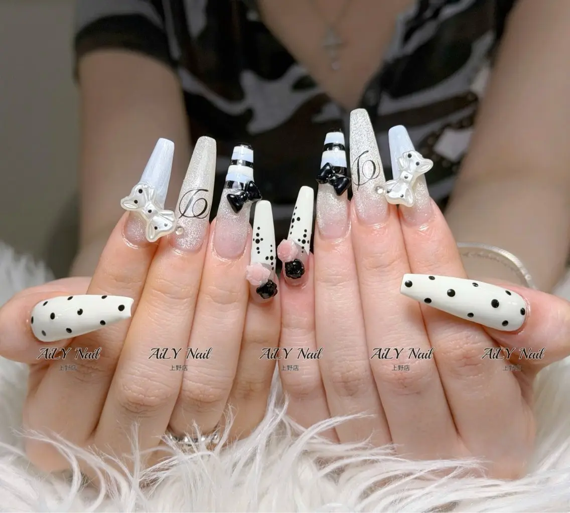 ネイル アートネイル ジェルネイル マグネットネイル ニュアンスネイル シンプルネイル ハンドネイル AiLy Nail 上野店のネイルデザイン