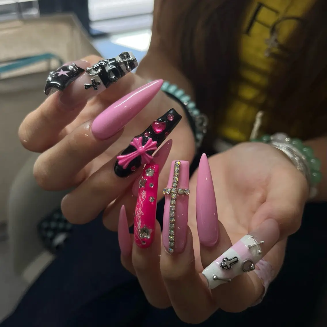 ネイル ハンドネイル IROHA nail Ami🐊🎀のネイルデザイン