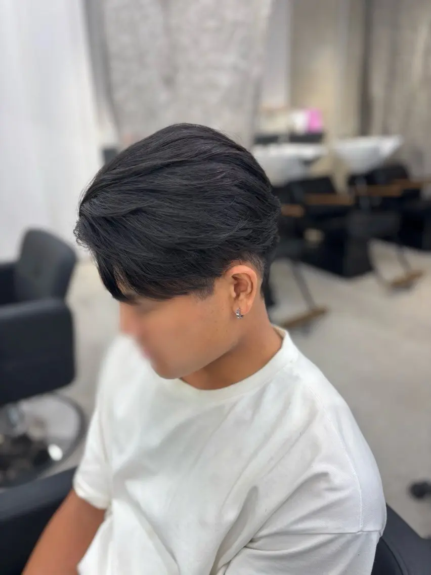 メンズ カット 縮毛矯正 山田 瑛司の眉毛・アイブロウイメージ