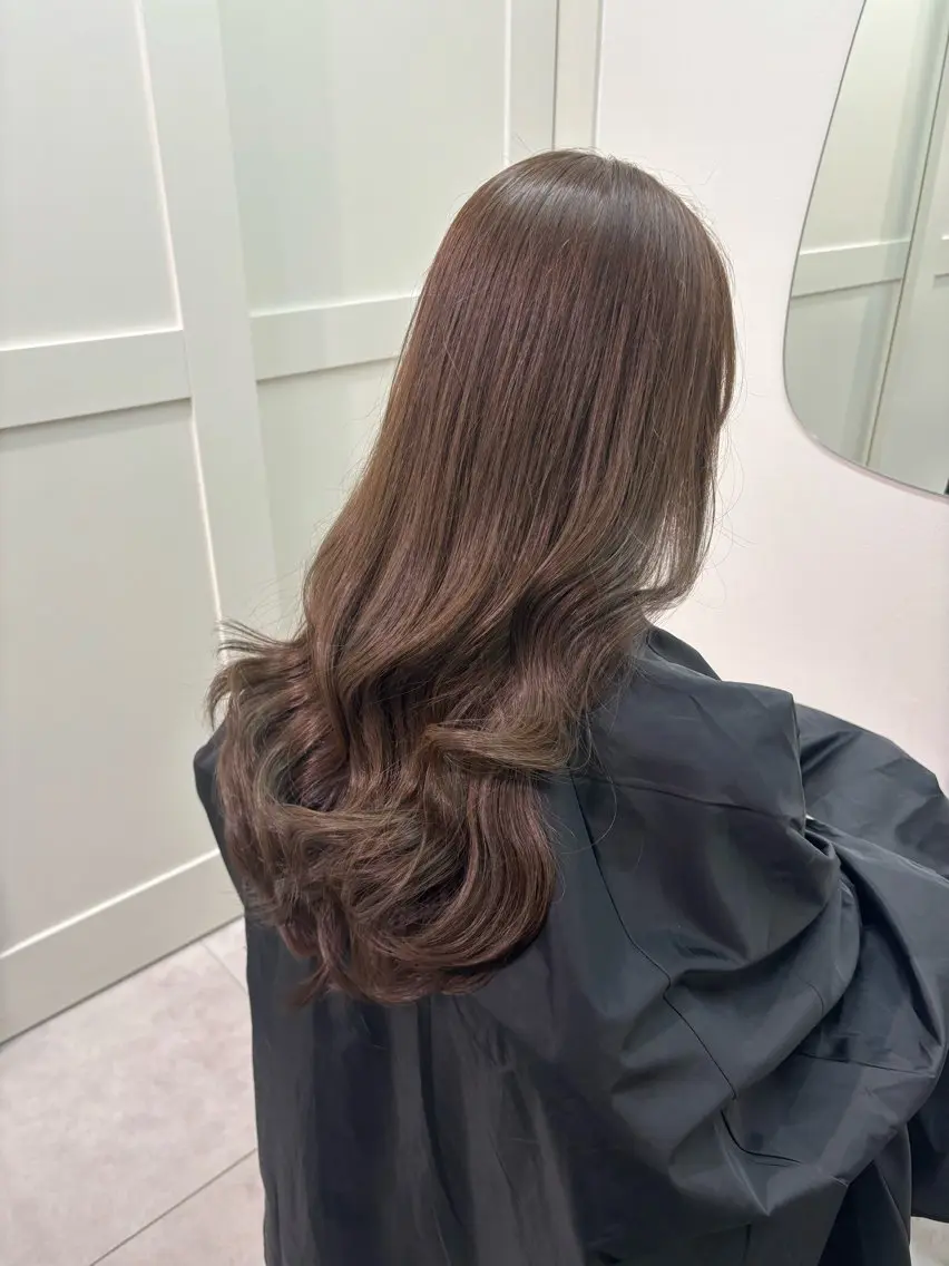 ロング newi広島／ Ririのヘアスタイル