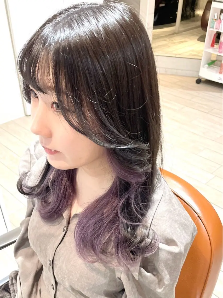 ロング カラー インナーカラー パープルカラー ヘアカラー 松森 小夏のヘアスタイル