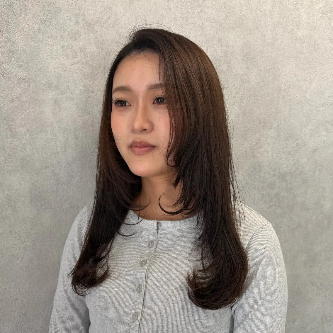 ミディアム カラー カット ヘアカラー トリートメント ’Flower’ Ayakaのヘアスタイル