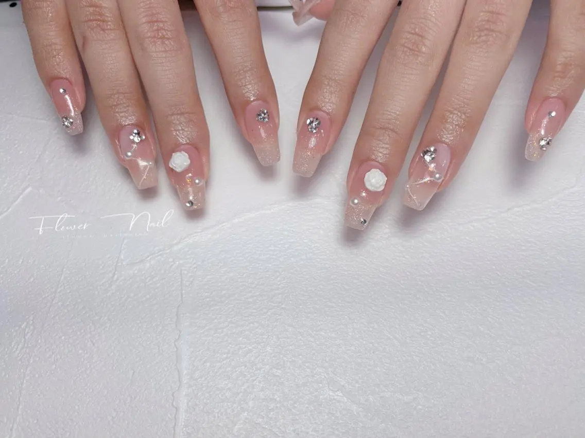 ネイル Flower nailのネイルデザイン