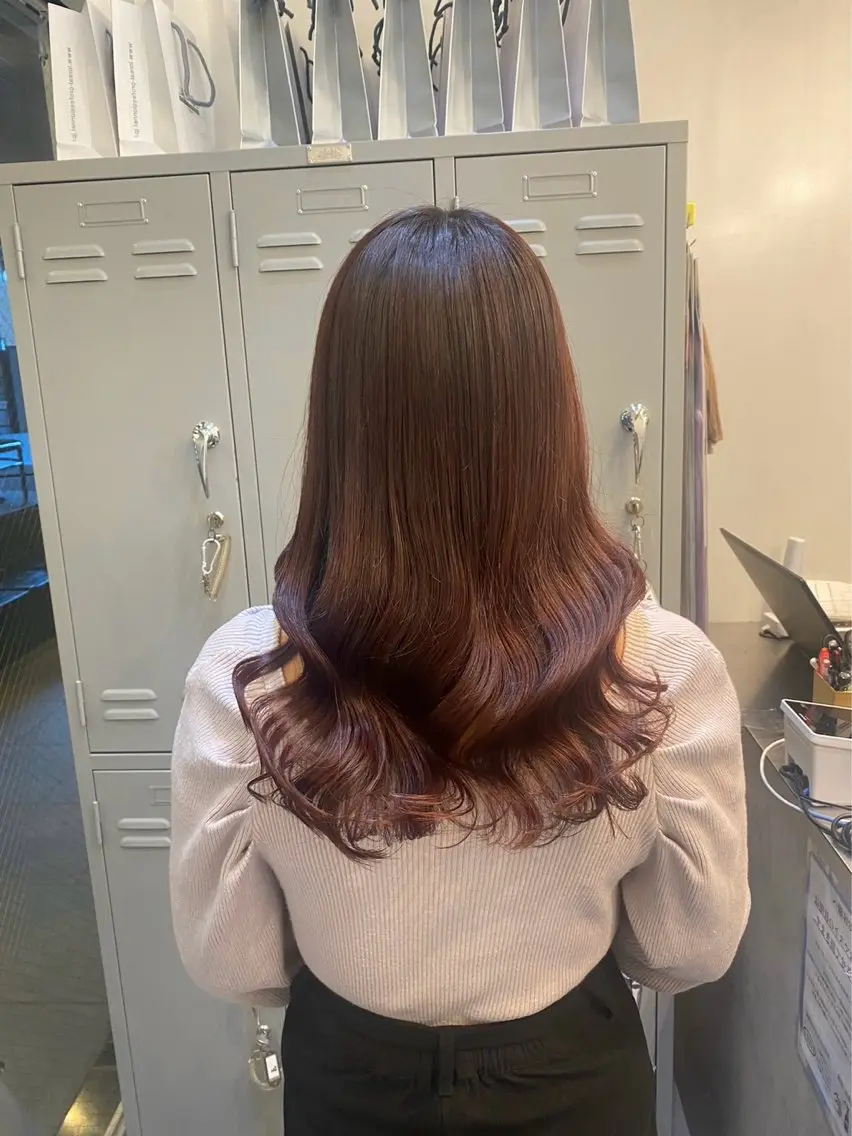ロング カラー ヘアカラー 🩵レイヤー✖︎ 髪質改善🩵リョウヤのヘアスタイル
