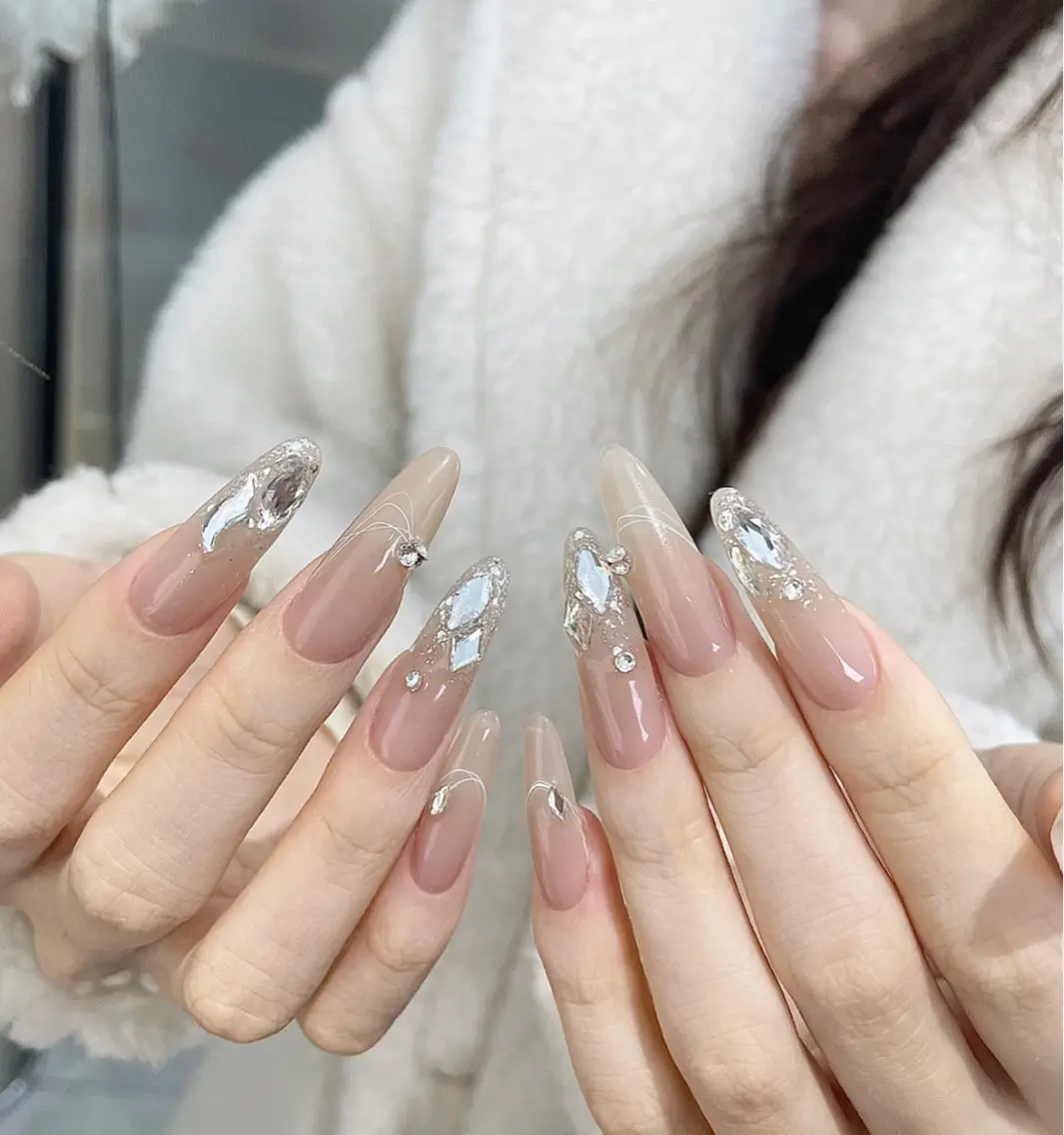 ネイル ハンドネイル 🎀M nails✨ ビューティーのネイルデザイン