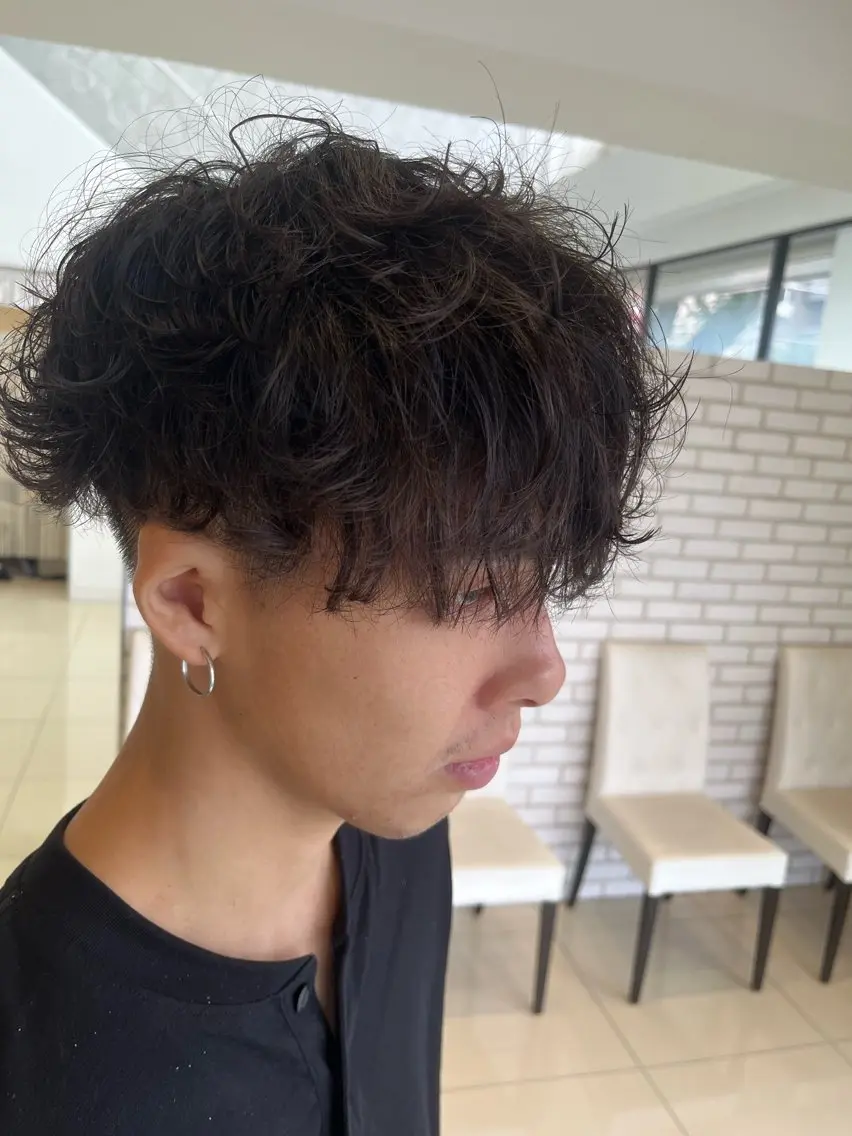 パーマ メンズ メンズパーマ ツヤ髪カラー💎 佐藤あきのヘアスタイル