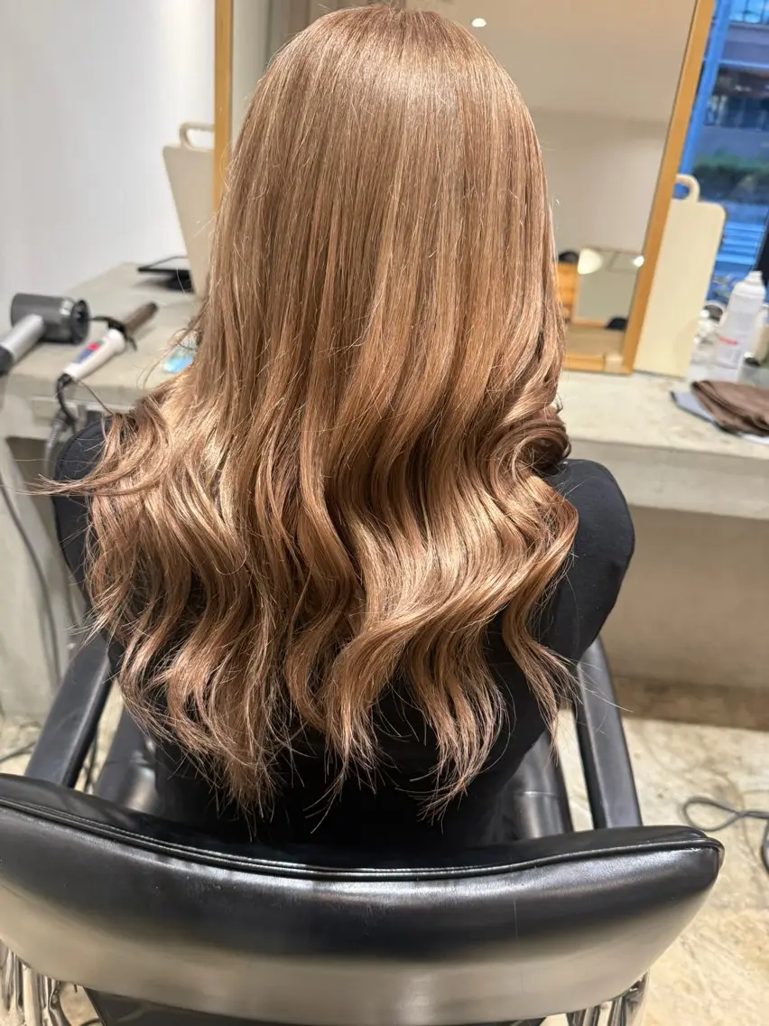 カラー NAVY 日 和のヘアスタイル
