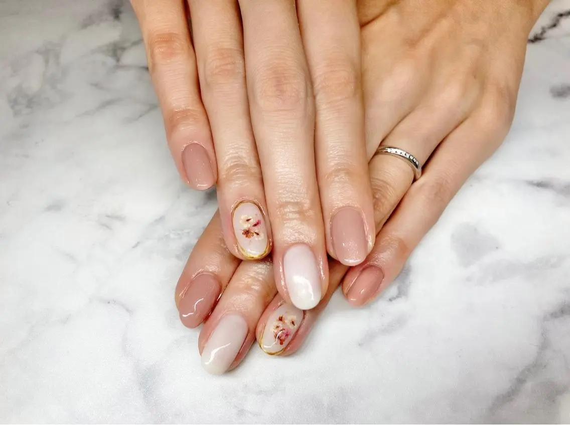 ネイル ジェルネイル 韓国ネイル ニュアンスネイル パラジェル 冬ネイル ハンドネイル Nail&eye Belire 新宿のネイルデザイン