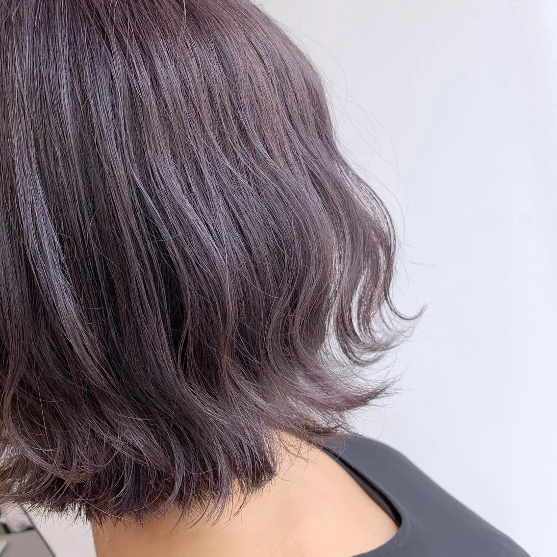 ショート カラー ブリーチ 透明感カラー グレージュ ラベンダーカラー ラベンダーグレージュ カット ヘアカラー トリートメント レイヤー/髪質改善✨ sumi(スミ)のヘアスタイル