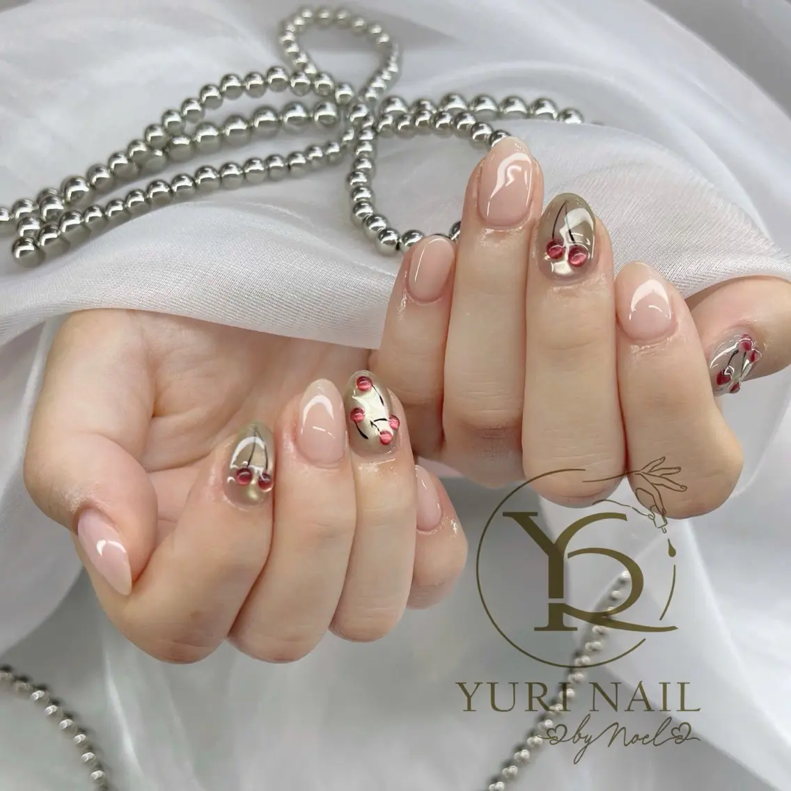 ネイル ハンドネイル フットネイル ハンドケア YURI Nail NARITAのネイルデザイン