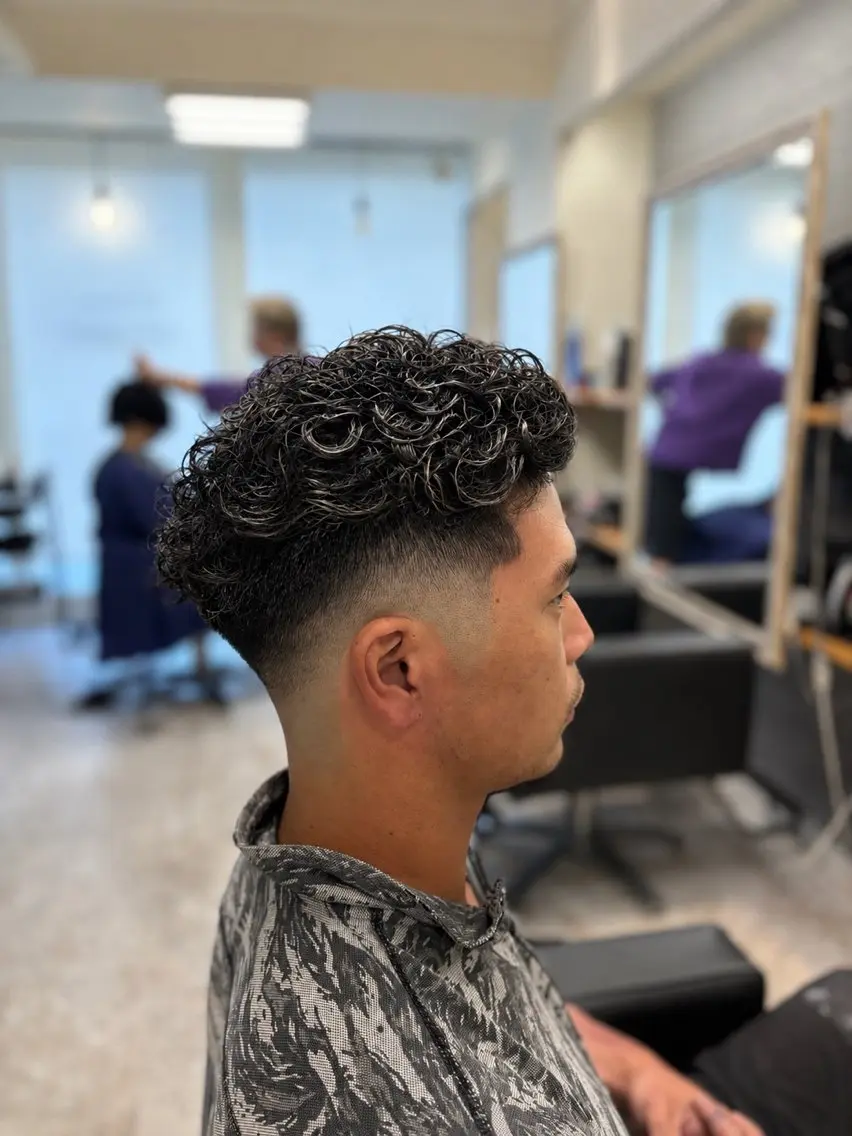 パーマ メンズ メンズサロン リョウタのヘアスタイル