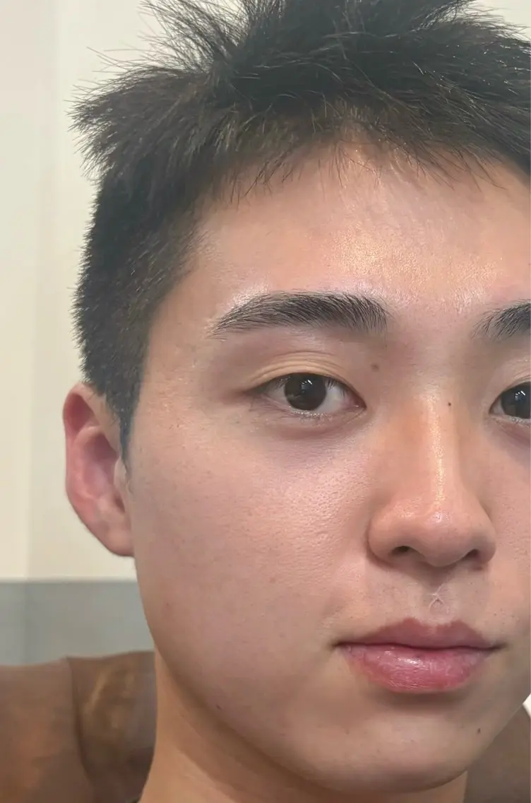 メンズ アイブロウ ワックス脱毛 眉カット その他(アイブロウ) 銀座/mikuメンズ 眉毛/初めて歓迎の眉毛・アイブロウイメージ
