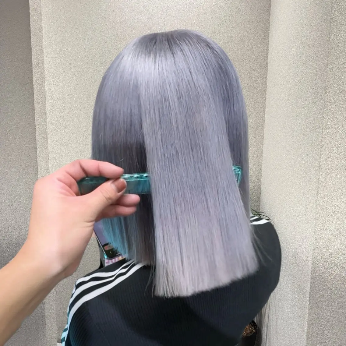 ショート カラー ブリーチ ケアブリーチ ハイトーンカラー シルバー ホワイトシルバー ヘアカラー トリートメント ヘアセット ✨ブリーチ支持No1 複雑履歴修正/舘岡のヘアスタイル