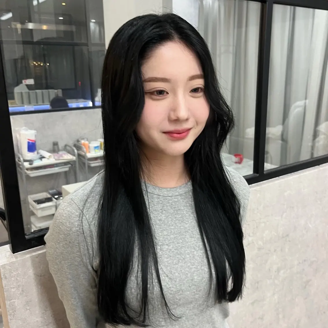 カラー 中島 日菜のヘアスタイル