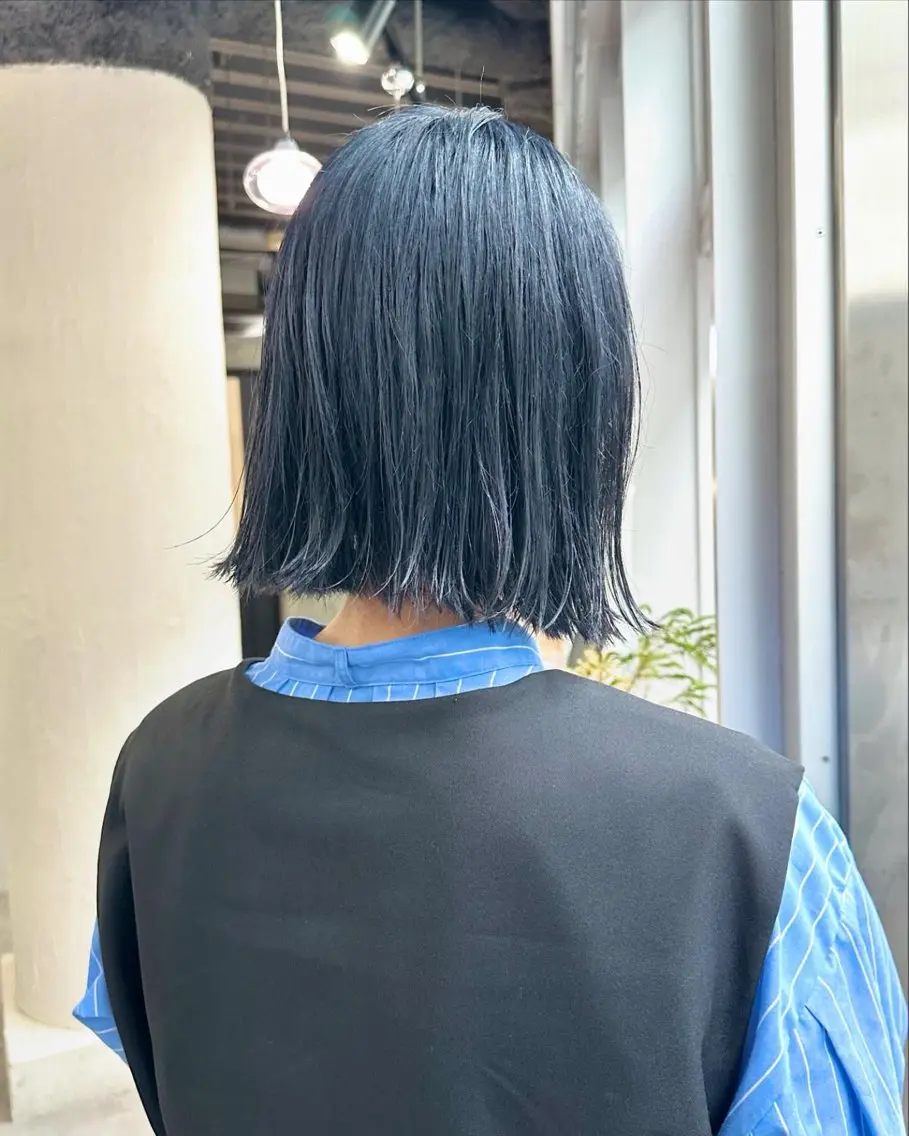 ミディアム カラー ブリーチ ブルーカラー ネイビーカラー ヘアカラー 垢抜けヘア♡柔らかい カラー/mihoのヘアスタイル