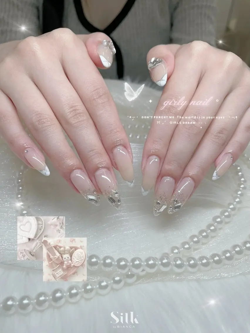ネイル ハンドネイル 𝐒𝐢𝐥𝐤 🎀𝐚𝐧𝐧𝐚のネイルデザイン
