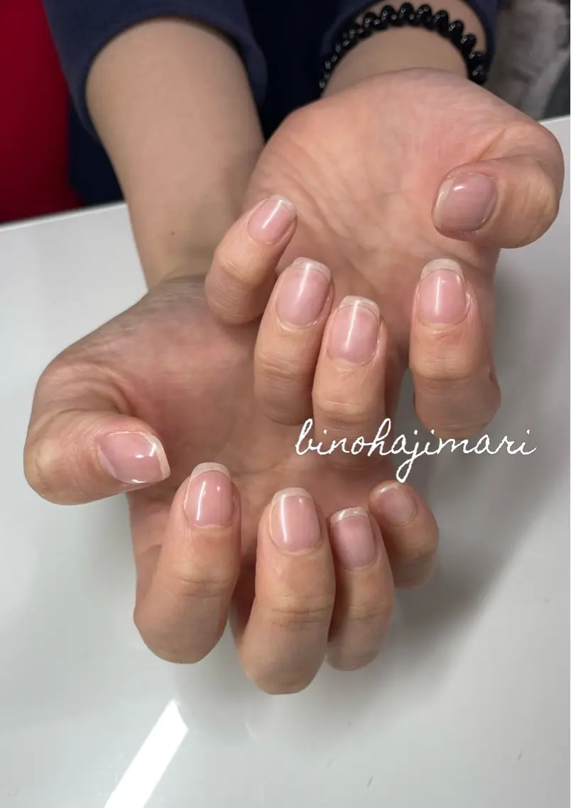 ネイル アートネイル フラッシュネイル ジェルネイル ラメ(グリッター) シルバー ♡Bivi♡自爪に 優しいネイルサロンのネイルデザイン