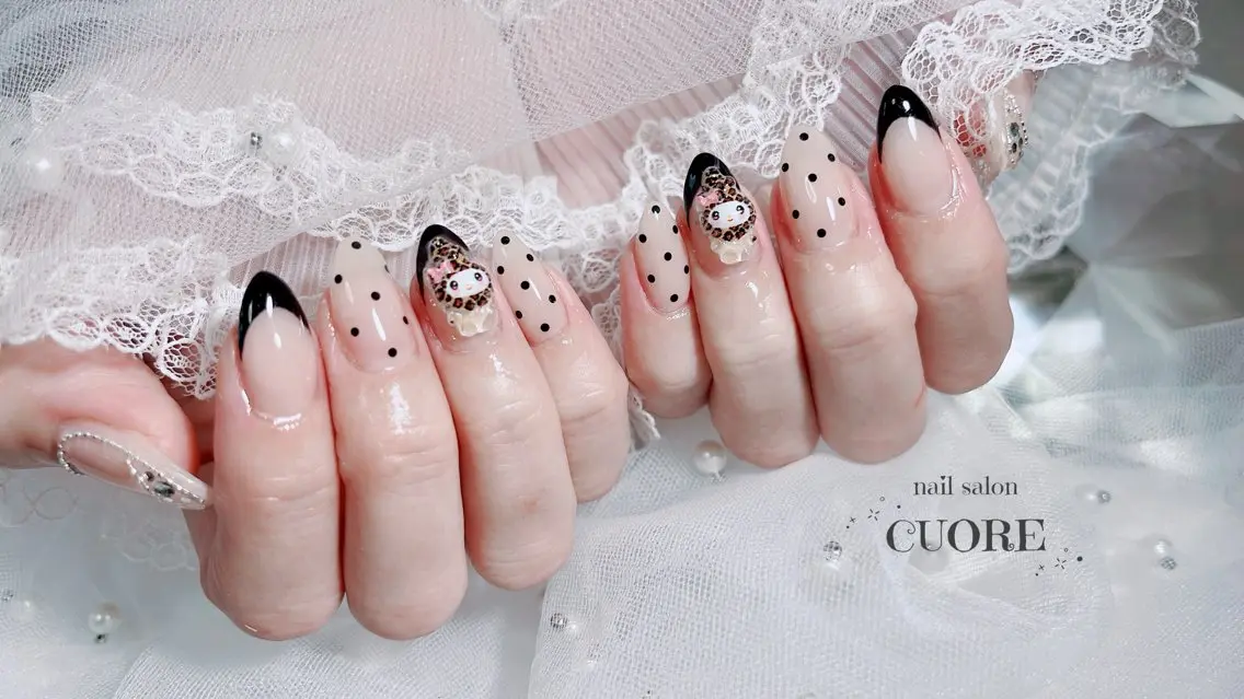 ネイル ドット フレンチネイル ワンホンネイル nail salon CUOREのネイルデザイン