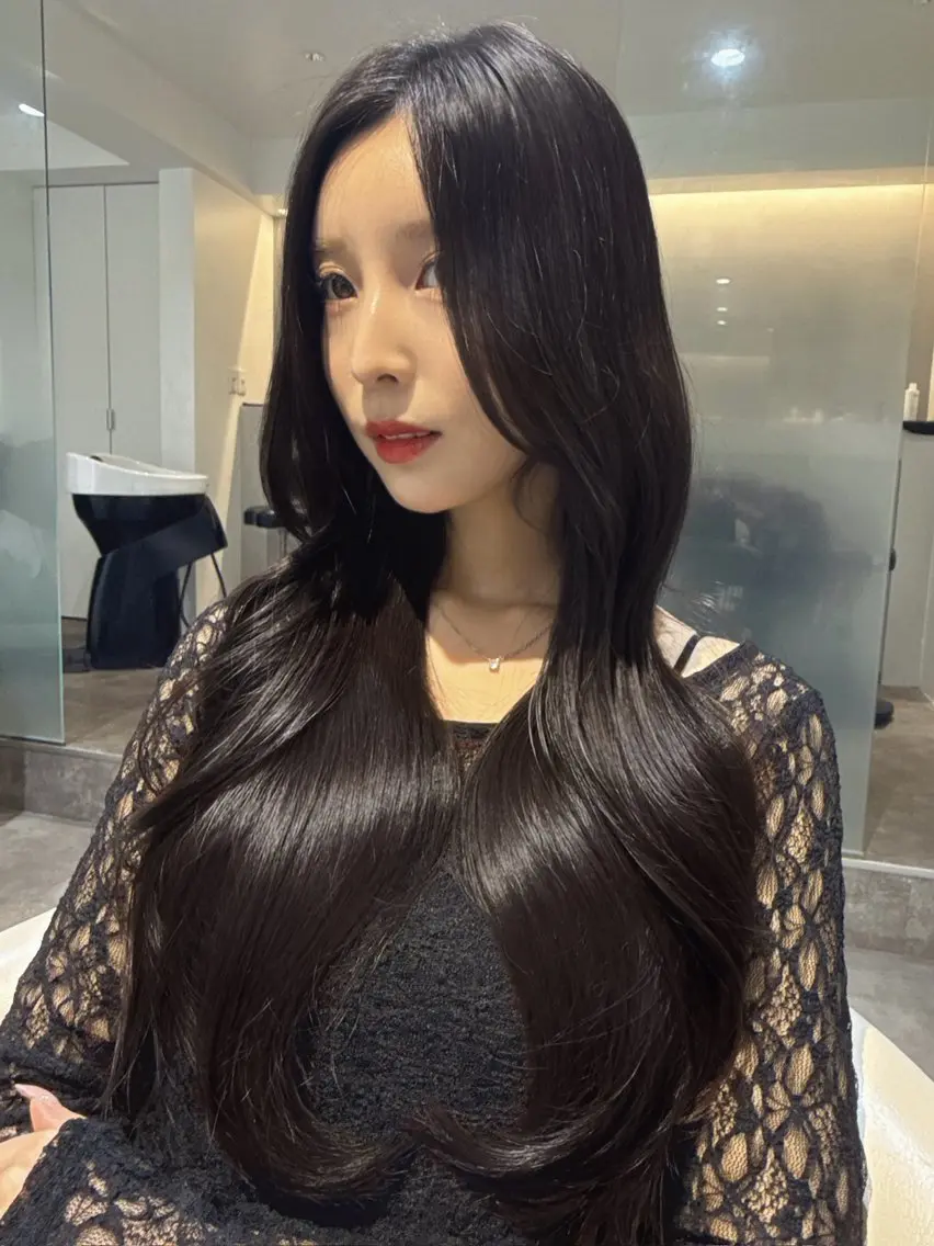 ロング カラー 透明感カラー 就活ヘア 髪質改善 トリートメント カット ヘアカラー トリートメント 💎透明感カラー特化 💎TAISEIのヘアスタイル