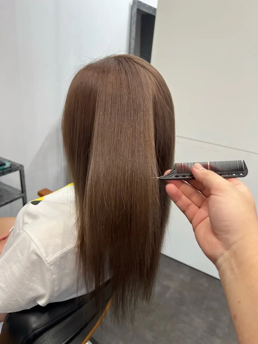 セミロング カラー ヘアアレンジ ヘアカラー トリートメント 大塚 貴之のヘアスタイル