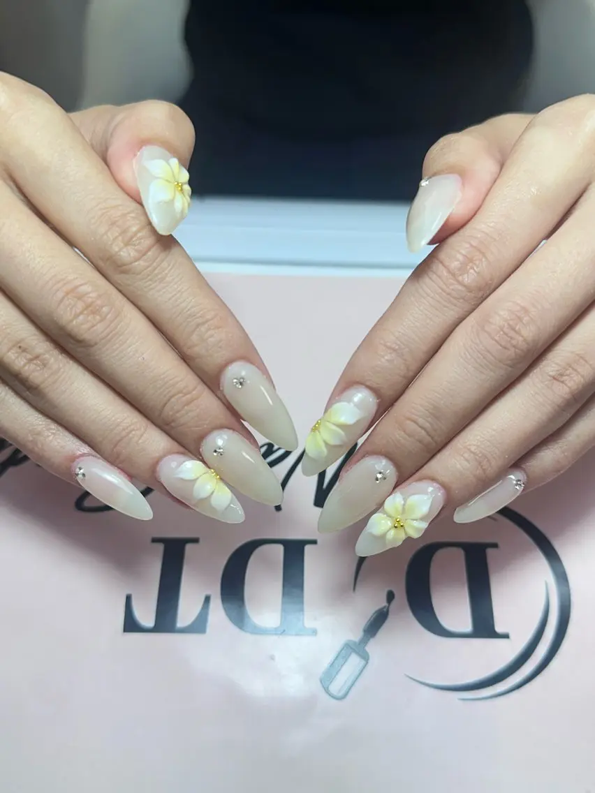 ネイル ハンドネイル DT nailのネイルデザイン