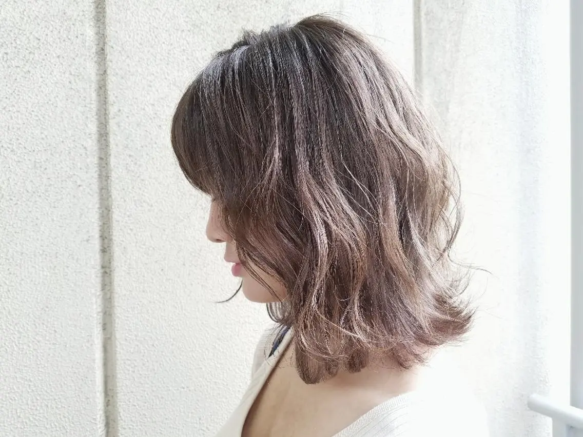 カラー ミディアム ベージュカラー ハイライトカラー ハイライト imai（イマイ） /ボブ/パーマのヘアスタイル