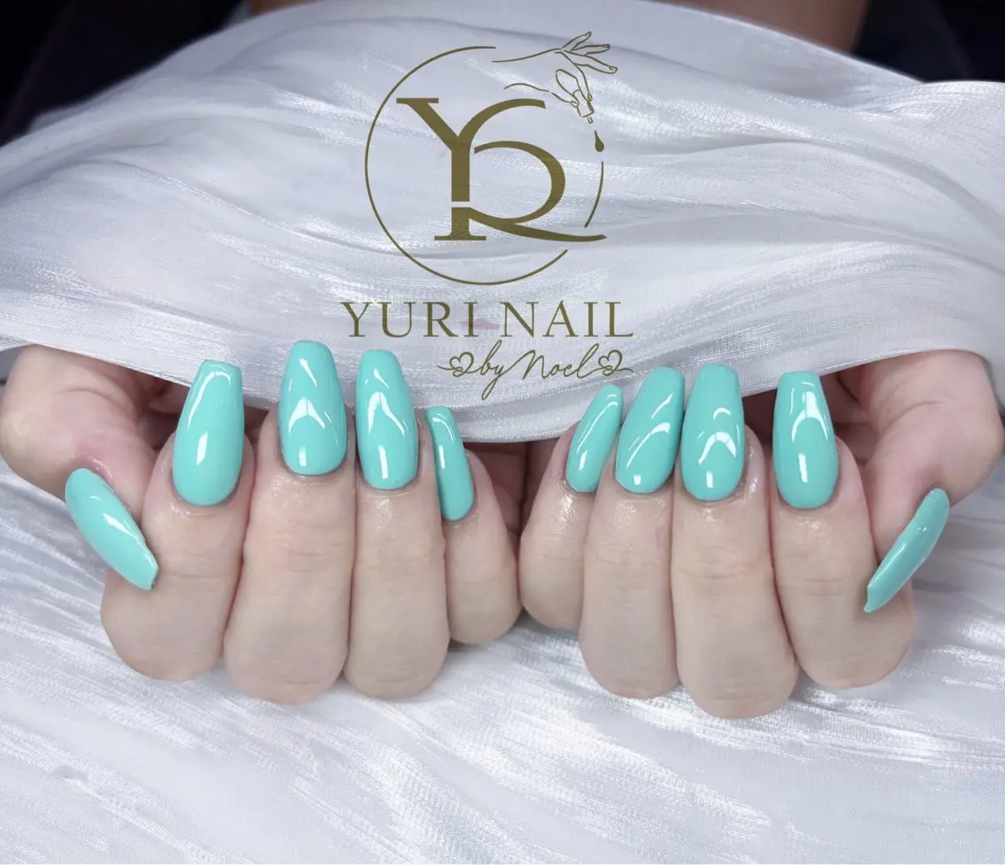 ネイル ハンドネイル フットネイル ハンドケア YURI Nail NARITAのネイルデザイン