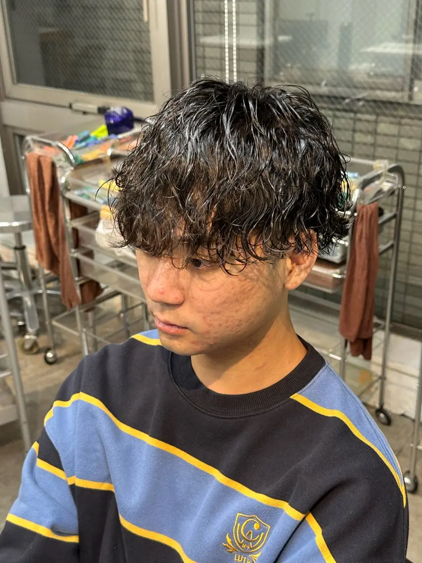 パーマ メンズ フェザーパーマ マッシュ メンズパーマ 学生（メンズ向け） メンズツイストパーマ パーマ fifth/原宿/ カットモデル/カズのヘアスタイル