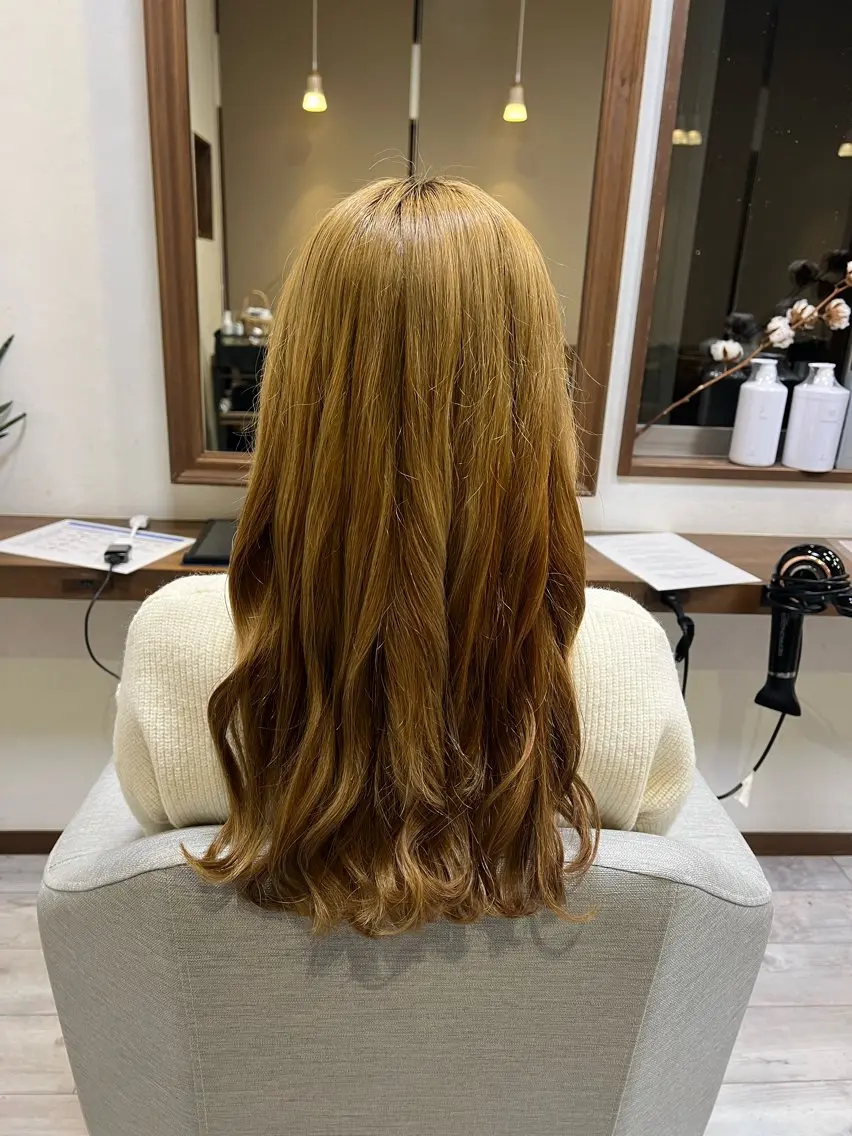 ロング カラー むらたナチュラルパー マ🌀透明感カラーのヘアスタイル