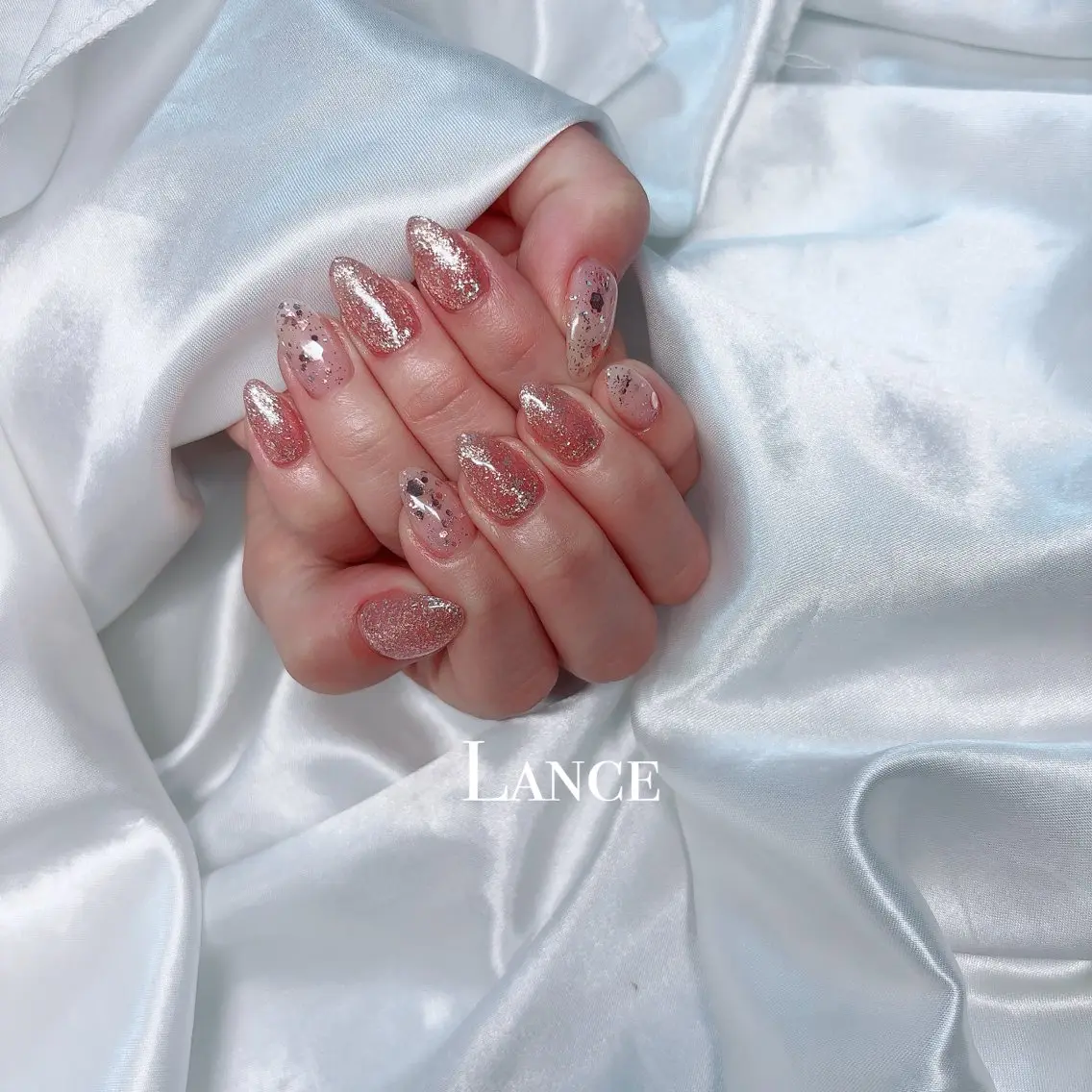 ネイル オーロラネイル フットネイル フレンチネイル キラキラネイル 韓国ネイル ハンドネイル Lance nailのネイルデザイン