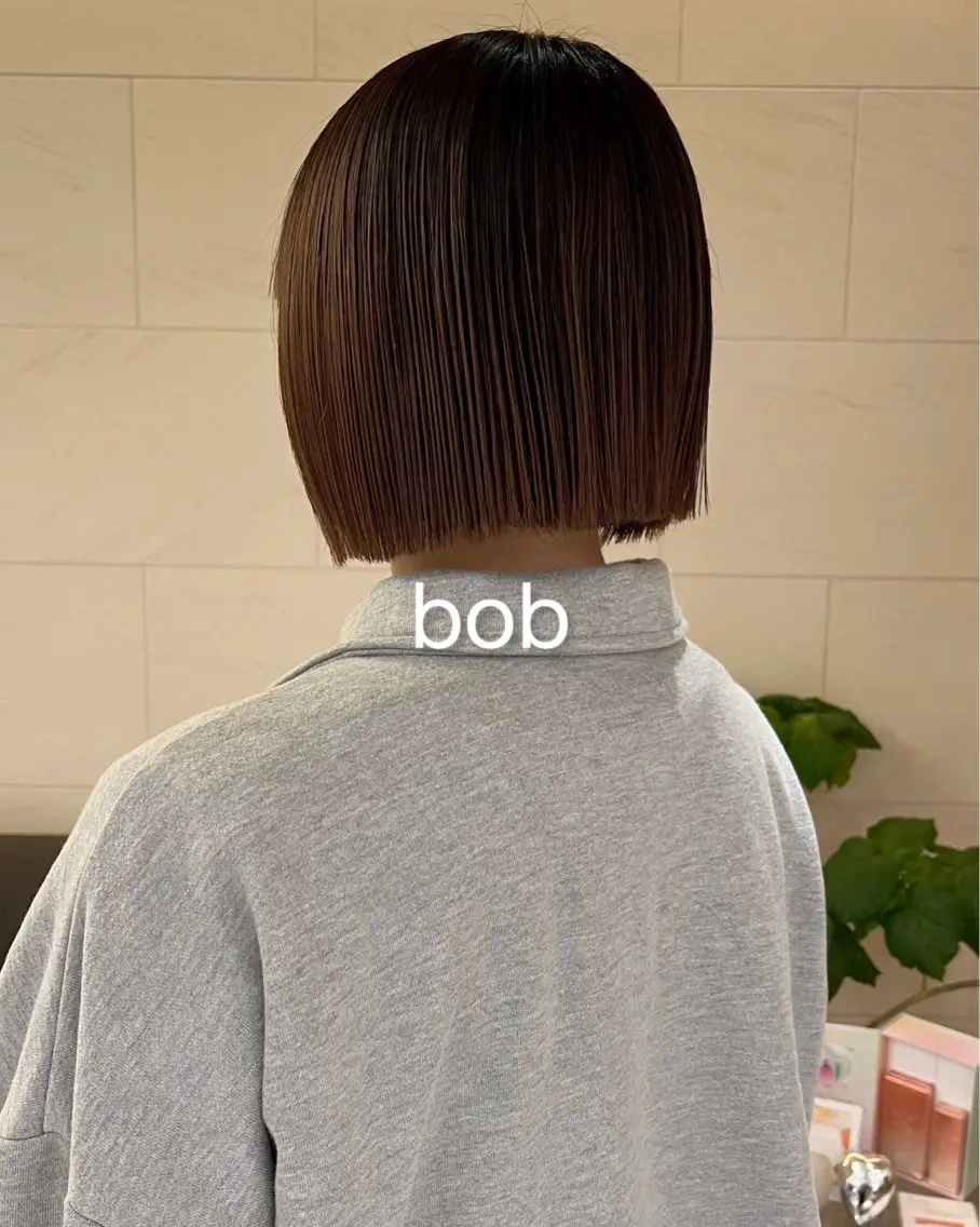 ミディアム ボブ 伊佐治 夕芽のヘアスタイル