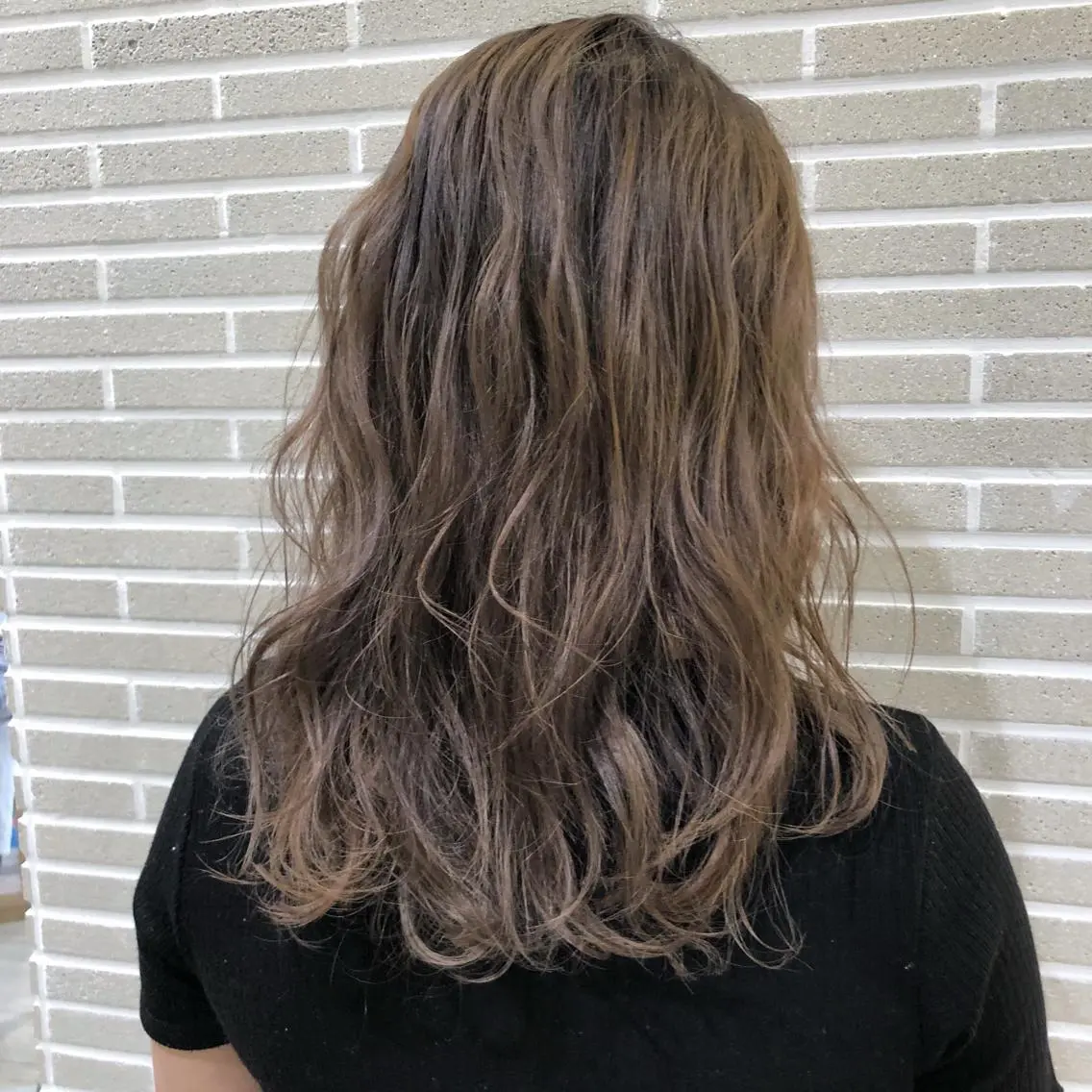 セミロング カラー カット ヘアカラー トリートメント 山北 咲子のヘアスタイル