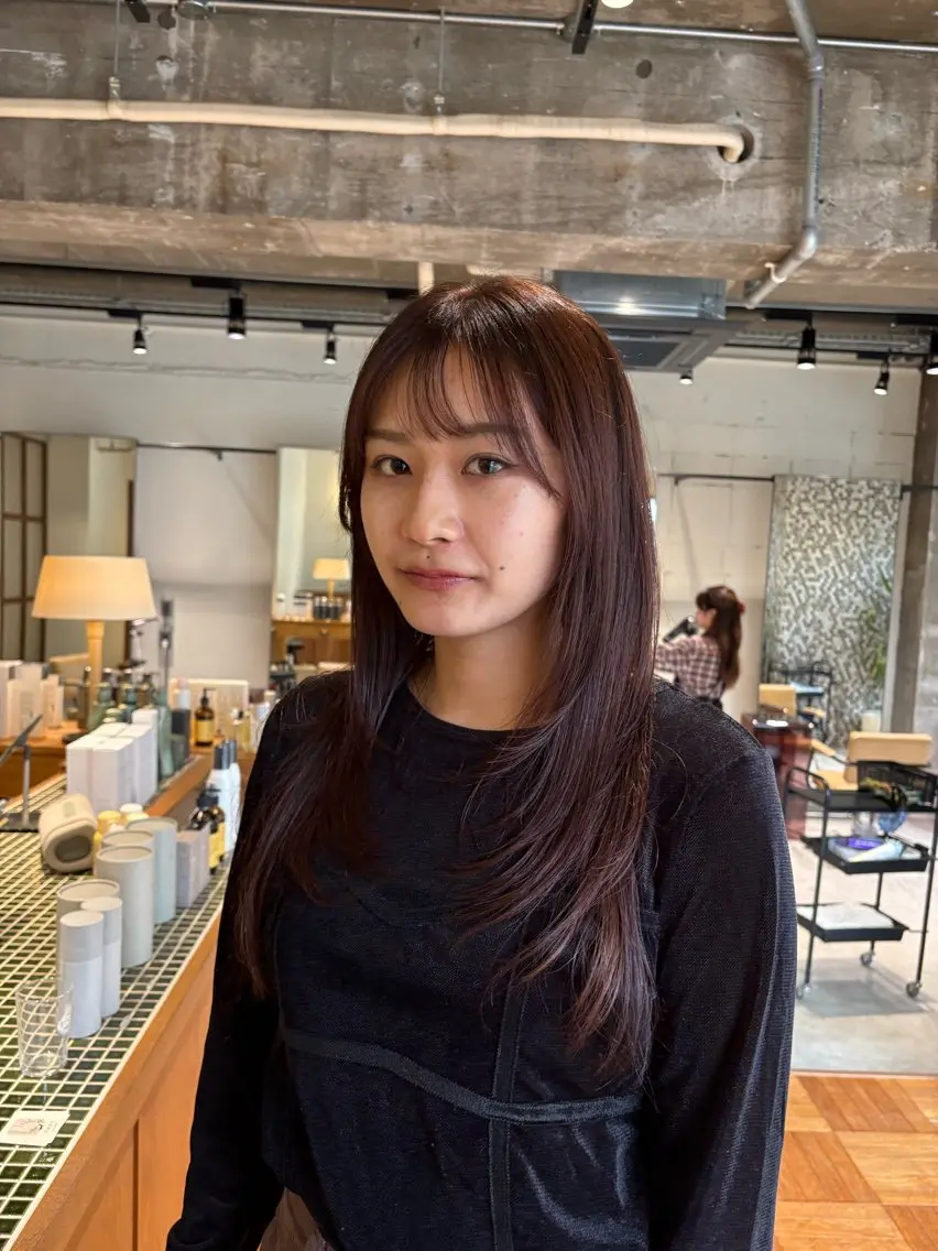 ミディアム レイヤーカット カット 川田 愛美のヘアスタイル