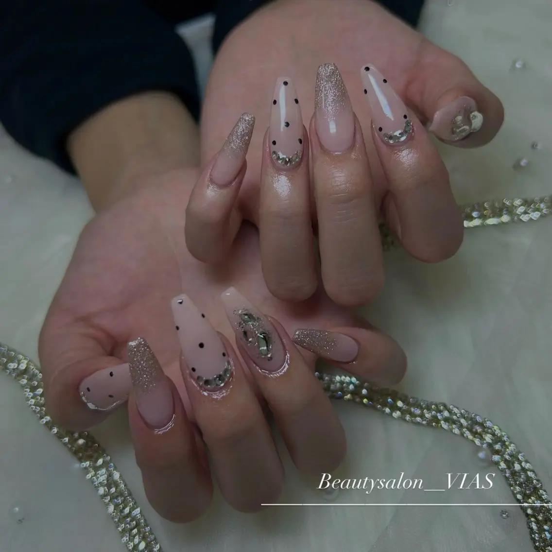 ネイル ハンドネイル VIAS 〜EYE&NAIL〜のマツエク・マツパデザイン
