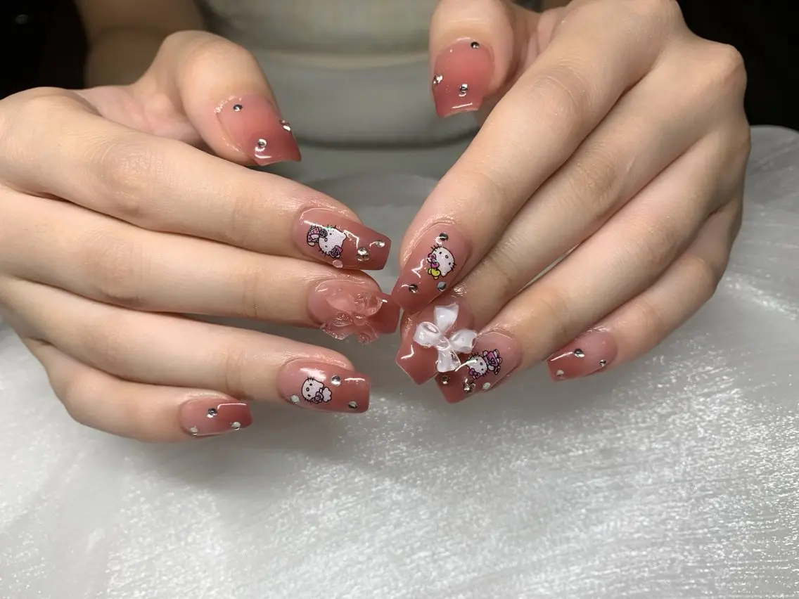 ネイル フレンチネイル ジェルネイル 韓国ネイル マグネットネイル マグネットフレンチ akina nailsのネイルデザイン