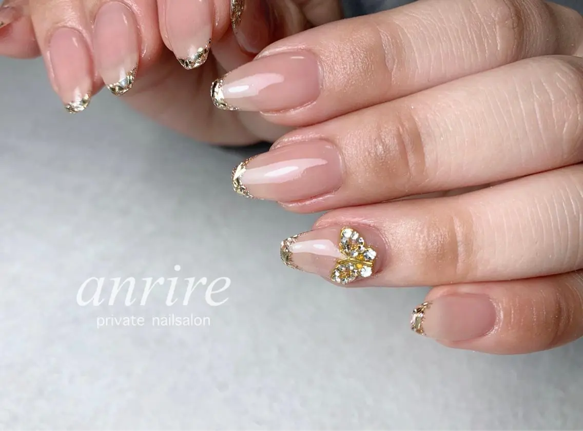 ネイル フレンチネイル ガラスフレンチ nailsalon anrireのネイルデザイン