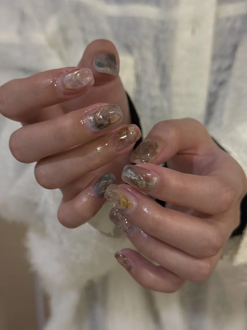 ネイル アートネイル 韓国ネイル ニュアンスネイル ぷっくりネイル talo .のネイルデザイン