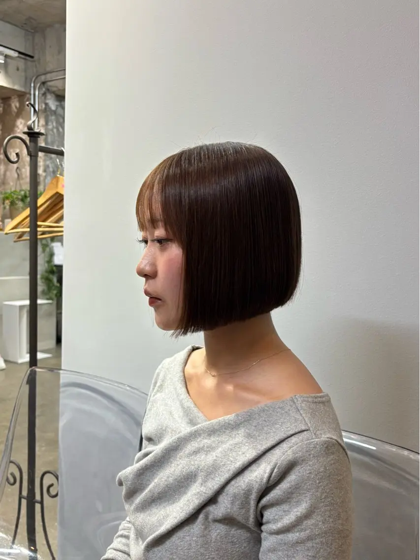 ショート ボブ 桂 奈穂のヘアスタイル