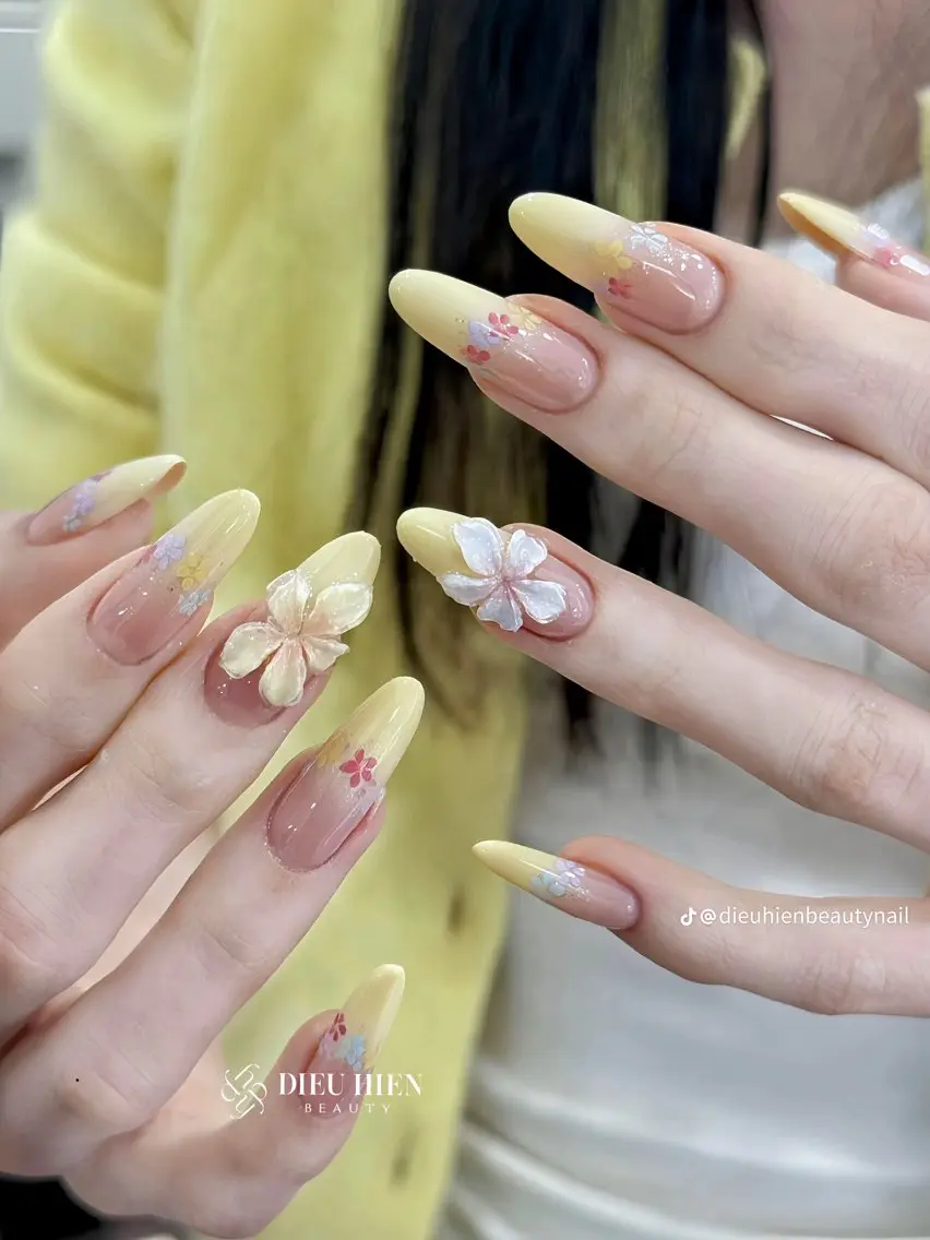 ネイル フラッシュネイル フレンチネイル グラデーション キラキラネイル 韓国ネイル ハンドネイル Hy nailsのネイルデザイン